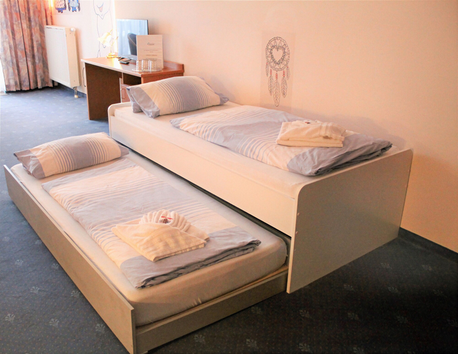 Bedroom 2, Waldhotel Feldbachtal, Saalfeld-Rudolstadt
