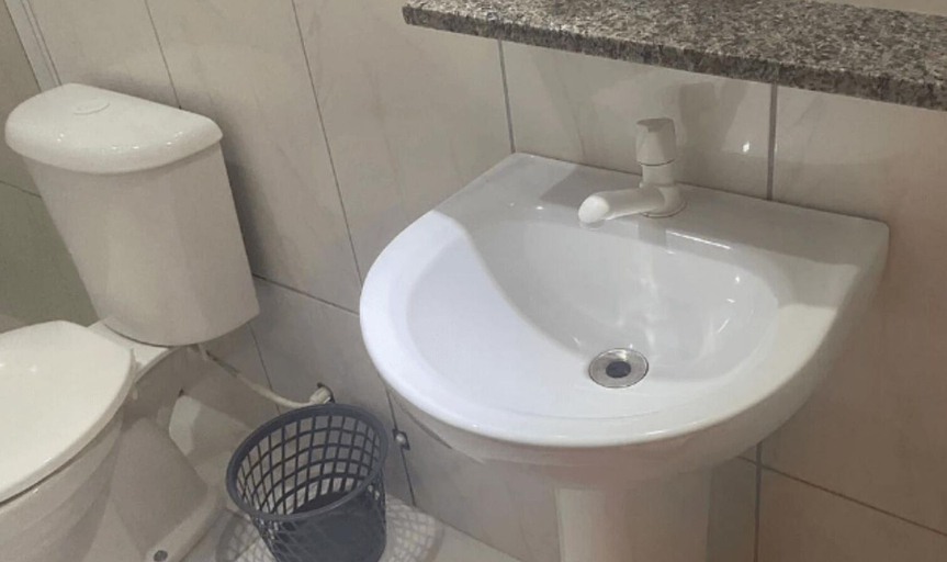 Bathroom 3, Cabo Frio - Braga - Aluguel Economico, Cabo Frio