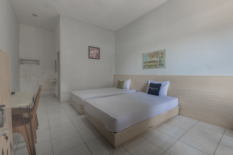 Bedroom 3, Urbanview Hotel D'Pineapple Villa Ciater, Subang