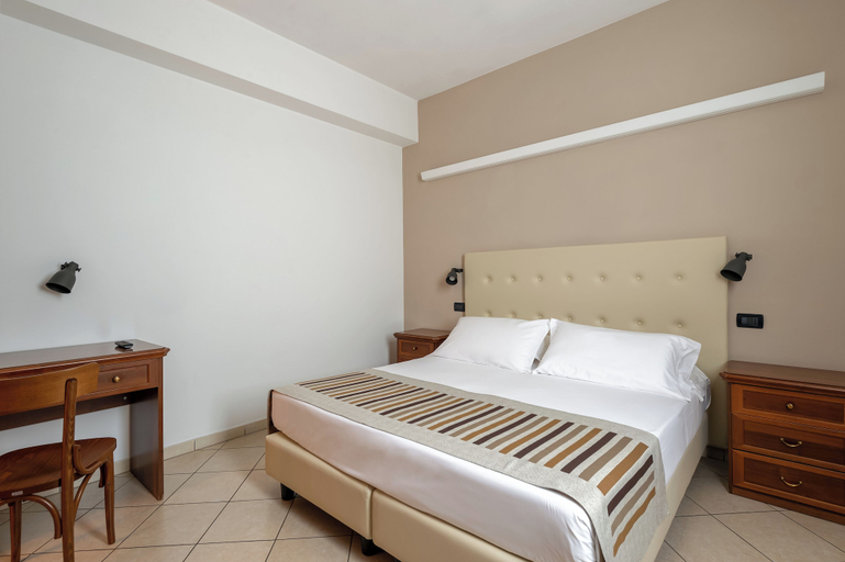 Bedroom 2, A Casa dei Gonzaga , Mantegna Hotels, Mantua