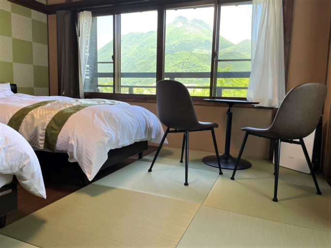 Bedroom 3, Sansou Tanaka, Yufu