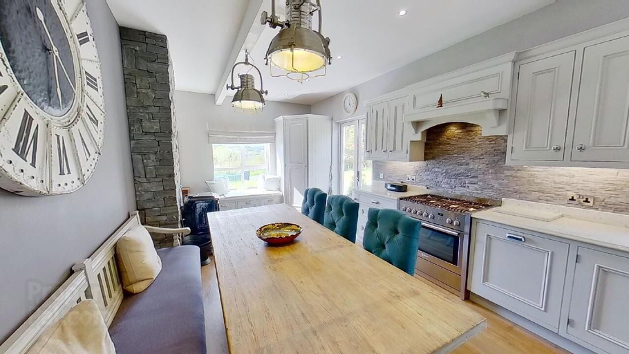 Private kitchen 4, The Blue House Bruckless