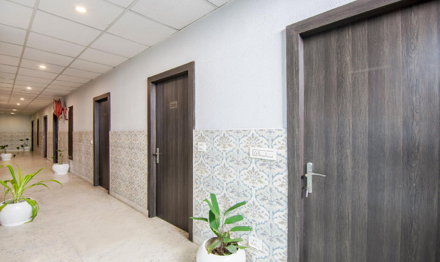 Public Area 3, Treebo Trinetar International, Jammu