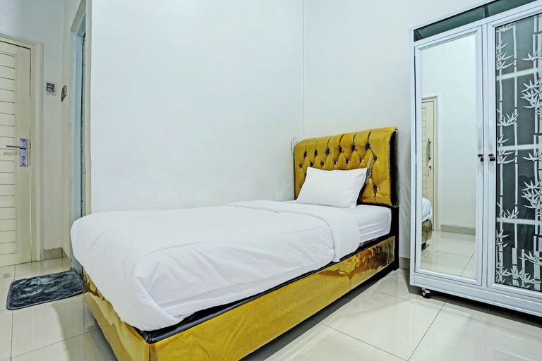Bedroom 2, OYO 92708 Hotel Mufasa Syariah, Pangkalpinang
