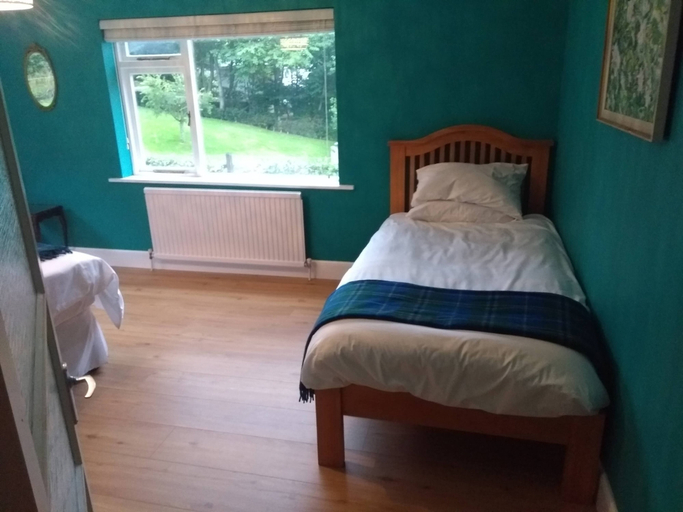Bedroom 2, Ardvonie House, Highland