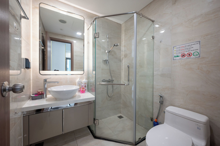 Bathroom 4, Landmark 81 Luxury Condotel, Bình Thạnh