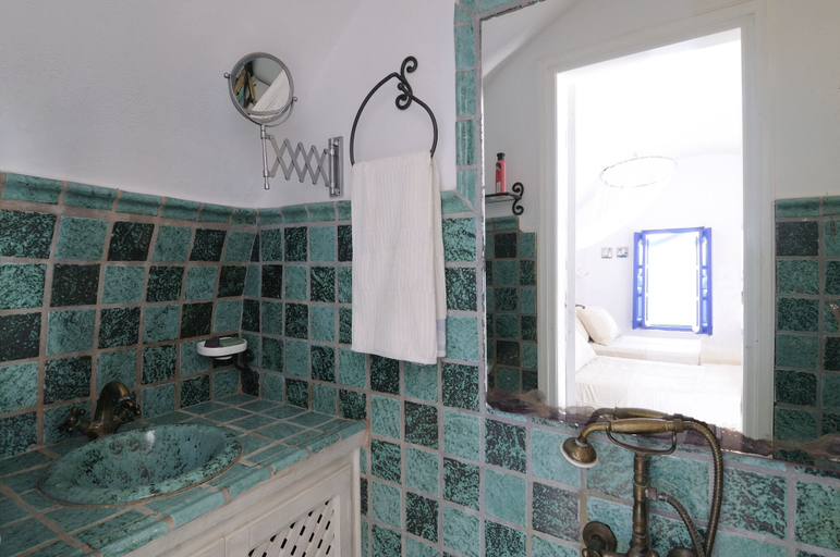 Bathroom 4, Ilivatos Villa, South Aegean