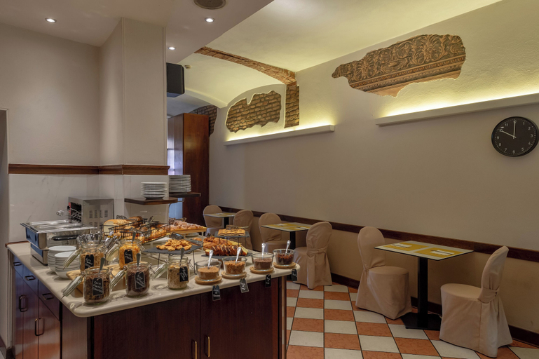 Food & Drinks 4, A Casa dei Gonzaga , Mantegna Hotels, Mantua