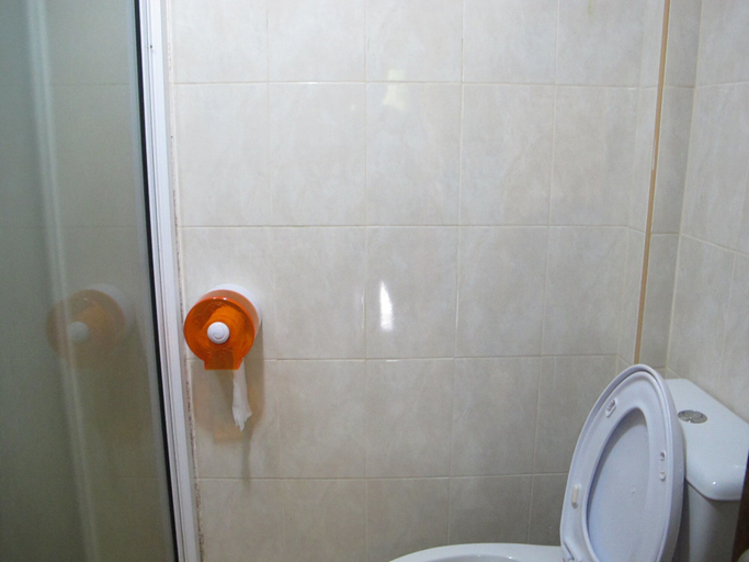 Bathroom 3, Phuendernthang Resort, Tha Chang