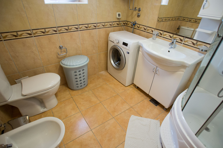 Bathroom 4, Varja Apartments