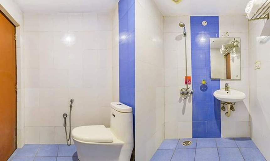Bathroom 4, Via Deccan Heritage - Abids, Hyderabad