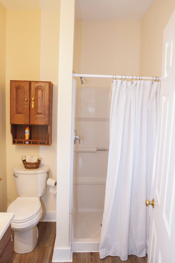 Bathroom 4, Condos at Fairlawn, Androscoggin