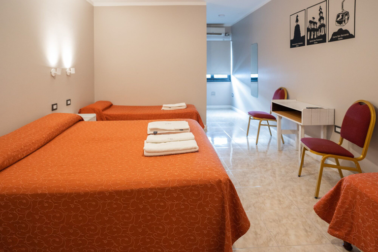 Bedroom 4, Hotel Marilian, Capital