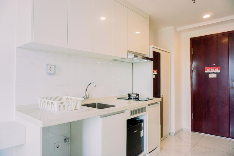Others 3, Warm And Simply Studio Room Sky House Alam Sutera Apartment, Tangerang