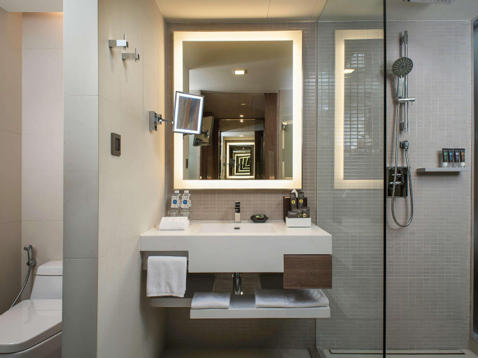 Bathroom 9