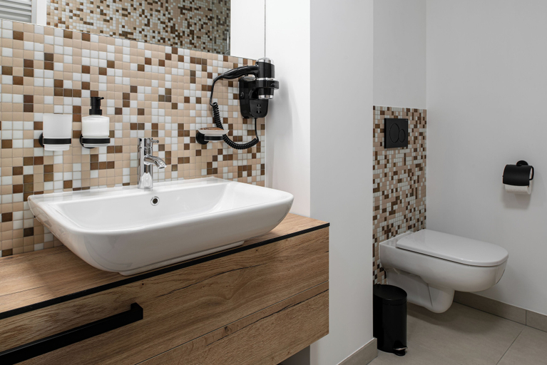 Bathroom 4, Hotel Osvit Aparthotel, Mladá Boleslav