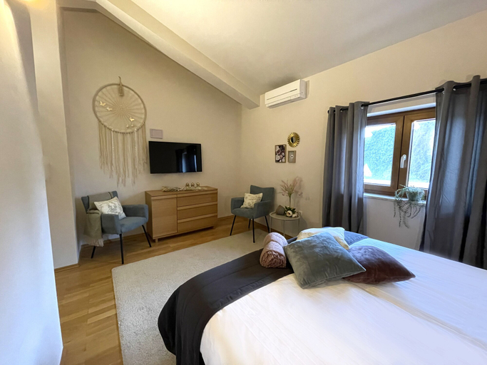 Bedroom 3, Villas Adagio, Barban