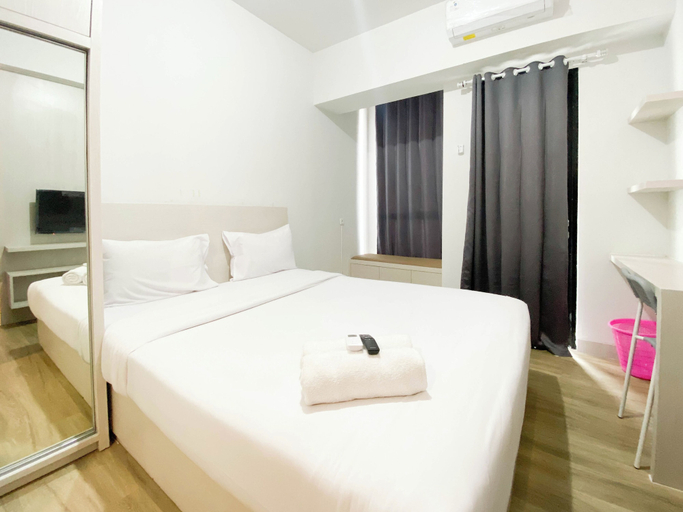 Bedroom 2, Minimalist And Cozy 1Br The Alton Apartment, Semarang