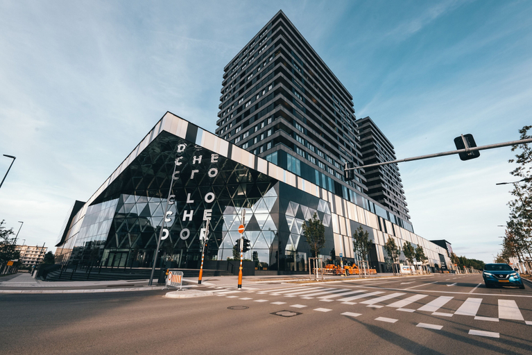 Exterior & Views 2, Stylish Luxurious Apt w Pool & Gym ID214, Luxembourg