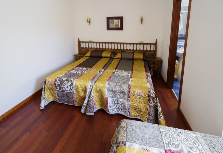 Bedroom 3, Hotel As Areas I, Lugo