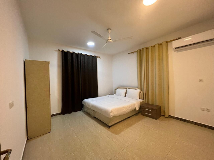 Bedroom 2, Al Homur Building, Salalah