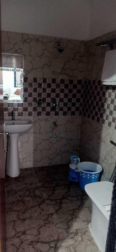 Bathroom 4, BRAJDHAM HOTEL BARSANA, Mathura