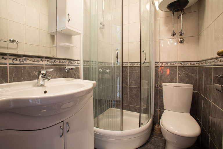 Bathroom 4, Varja Apartments