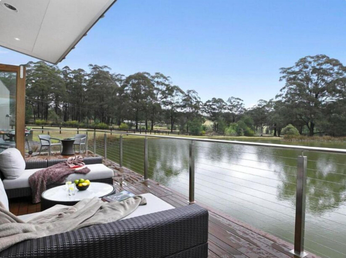 Others 5, Casa Sul Lago in the H'lands, Wingecarribee