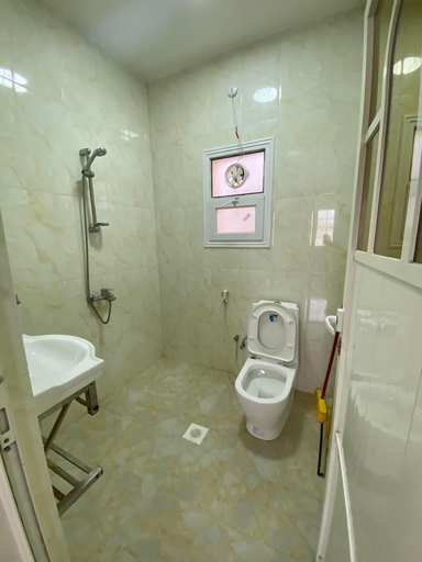 Bathroom, Al Homur Building, Salalah