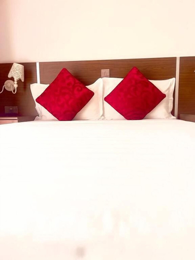 Bedroom 3, Camp Tsatse Resort, Dangbe West