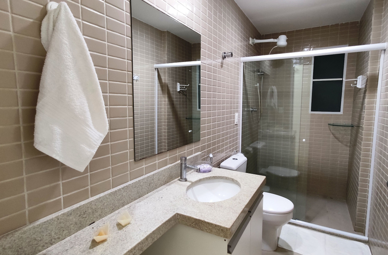 Bathroom 3, Lazer Completo à Beira-Mar: Espaço e Conforto, Barra de São Miguel