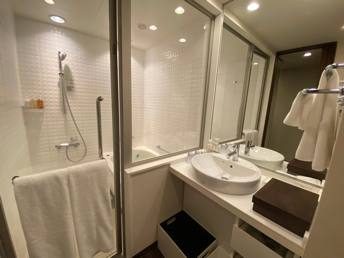 Bathroom 3