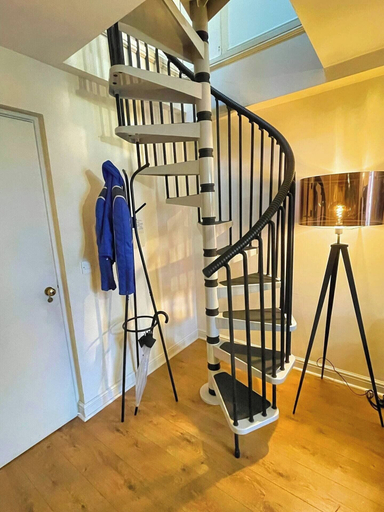 Others 4, Centrally Located Loft Apartment, Sheffield