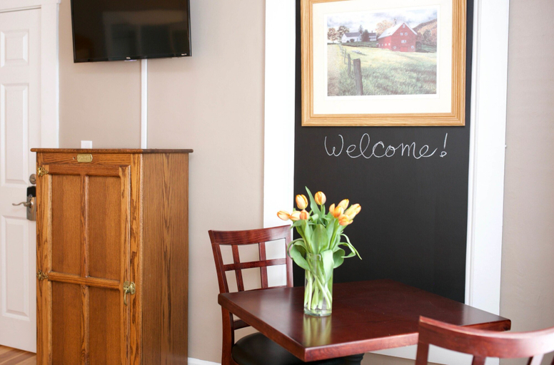 Others 4, The Inn At Kampfires, Windham