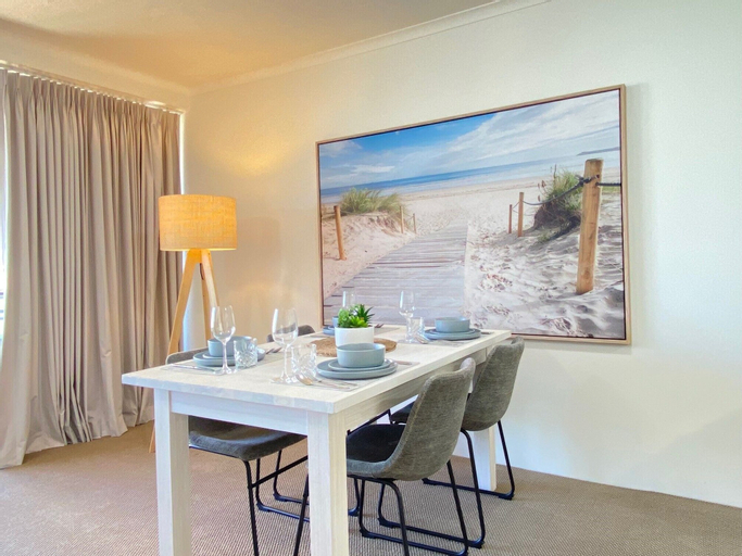 Dining Room 1