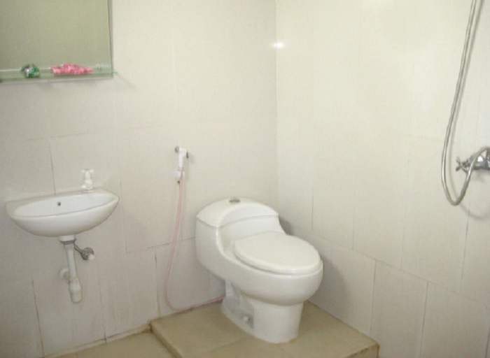 Bathroom 3