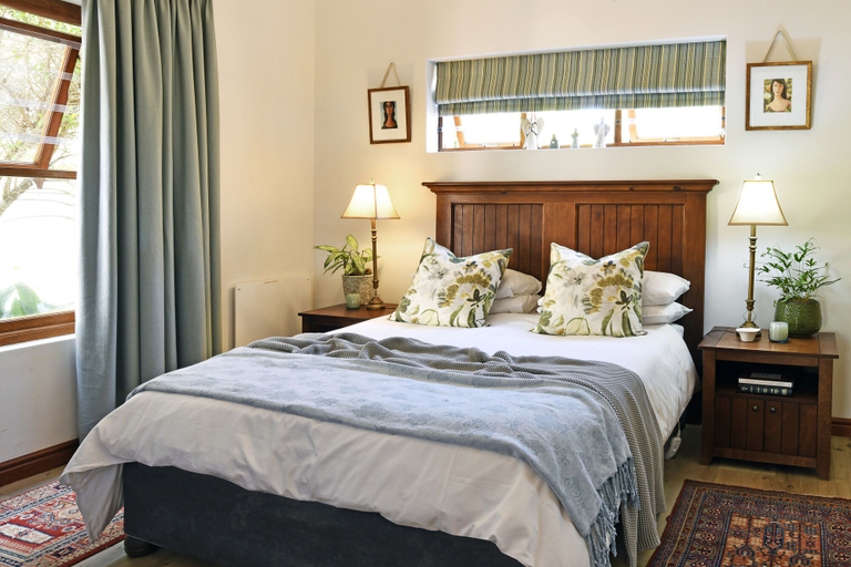 Bedroom 3, Petit Plaisir Cottage, Cape Winelands