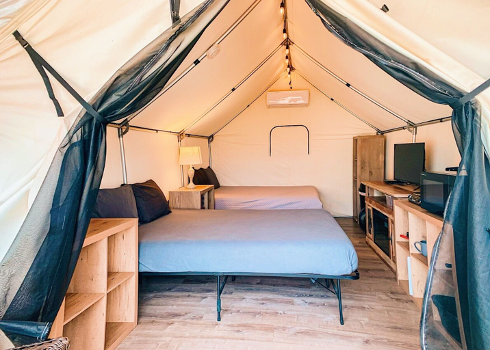 Bedroom 4, Son's Rio Cibolo - Glamping Cabin J, Guadalupe