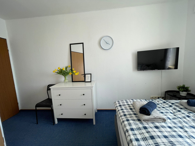 Bedroom 3, Gästezimmer Kreuzheide, Wolfsburg