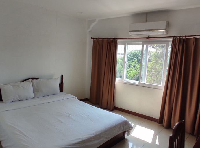 Bedroom 3, Chanthasom Guesthouse, Vientiane