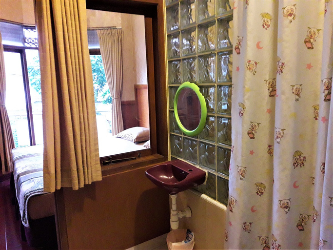 Bathroom 3