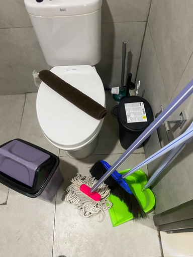 Bathroom 13