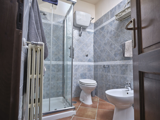Bathroom 4, Agriturismo Castello Santa Margherita, Latina
