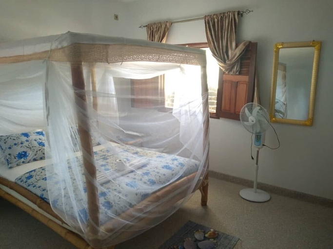 Bedroom 2, Résidence LE MARLODJ, Fatick