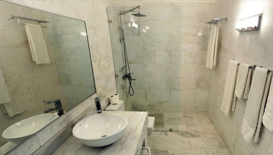 Bathroom 4, "srvittinivillas Glfv-22/ Modernd Villa/ Central Area/ Resort/great", La Romana