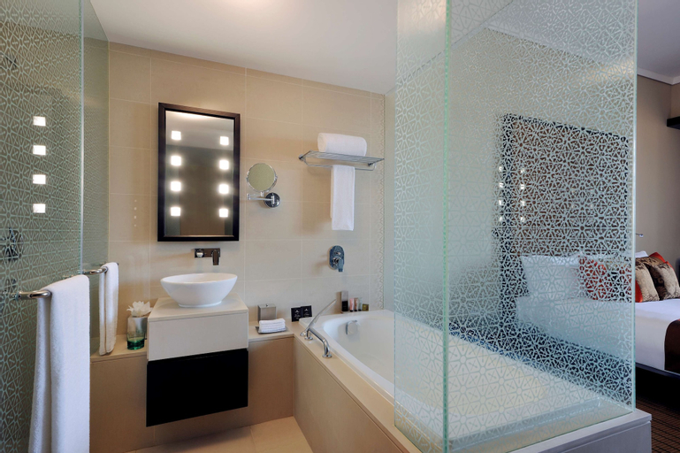 Bedroom 5, Southern Sun Abu Dhabi, Abu Dhabi City