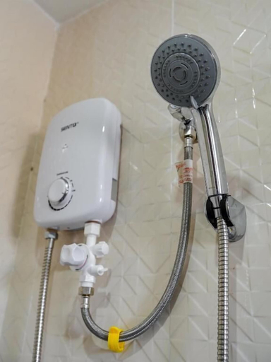 Bathroom 3, Life In Santa Maria, Santa Maria