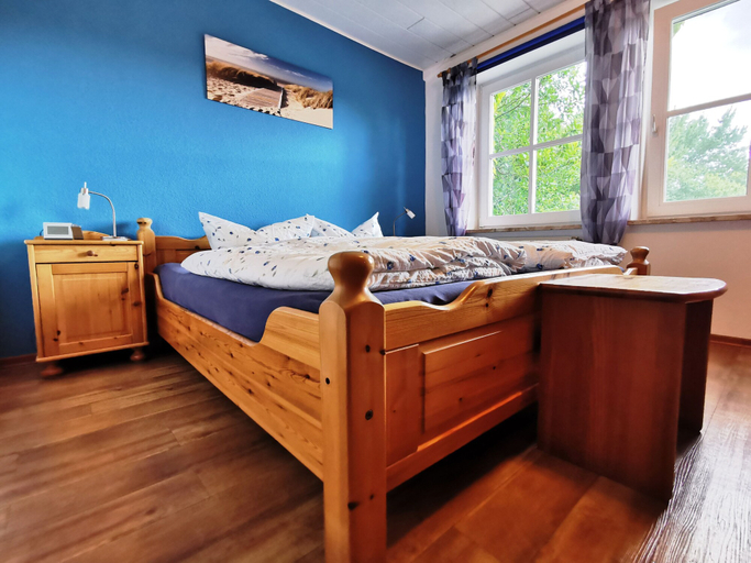 Bedroom 2, Ferienhof Nina Weilandt, Ostholstein