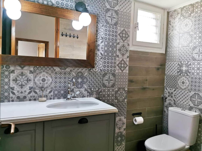 Bathroom 4, Anissaras Luxury Villa, Crete