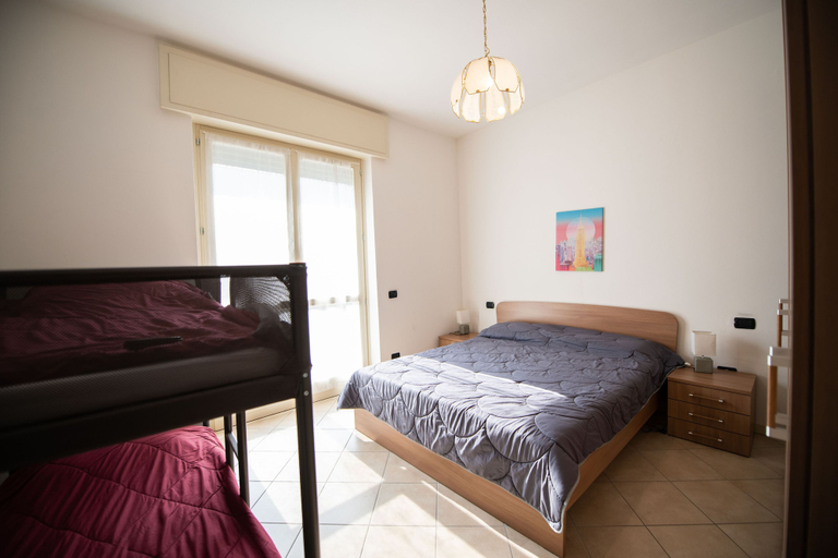 Bedroom 3, Central Suite Moniga, Brescia
